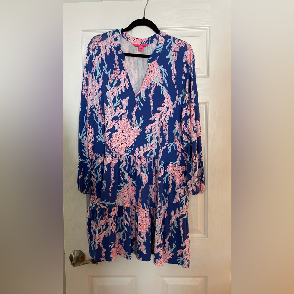 Ready for any occasion in this Lilly Pulitzer, printed jersey dress!